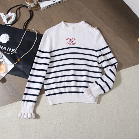 Chanel 22FW秋冬系列白藍橫紋針織上衣 Size36
