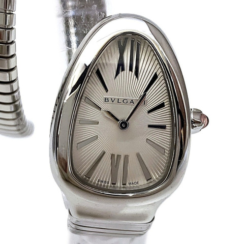 寶格麗 (Bulgari) Serpenti 系列腕錶，總重 61.2 克，不鏽鋼錶殼，石英機芯，銀色錶盤，型號 SP35S