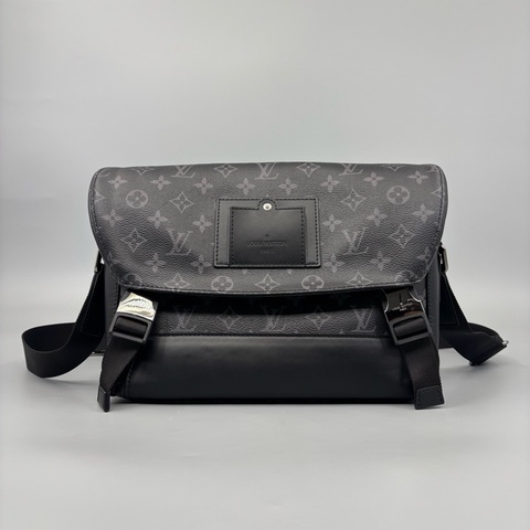 Louis Vuitton 路易威登 黑老花郵差斜挎包 芯片 尺寸27*22