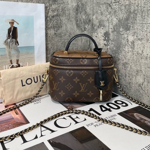 97新 LV 秀款 化妝包 vanity bag 拼色 化妝盒 尺寸 18*13cm 焦糖+老花拼色