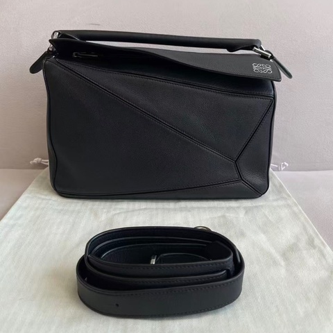 LOEWE羅意威黑色puzzle中號幾何包手提斜挎包