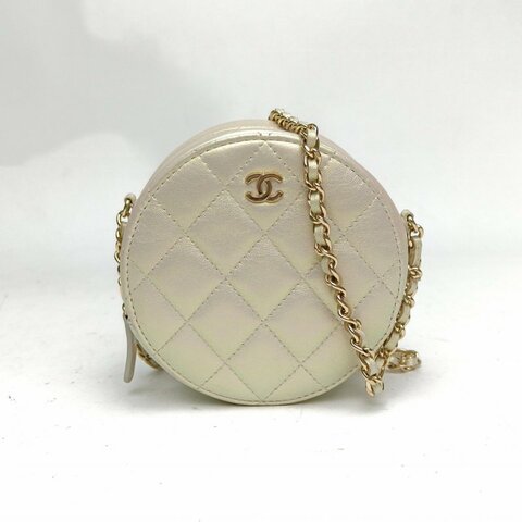 CHANEL 圓餅包經典Mini珠光白羊皮革30開淺金扣肩背包