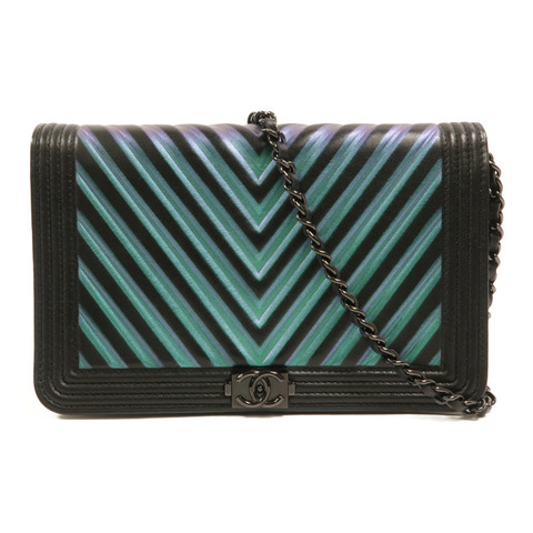 CHANEL 牛皮皮革WOC Wallet On Chain鏈帶肩背袋
