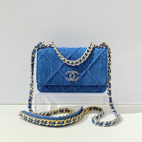 CHANEL香奈兒19bag款woc 19*3*12cm