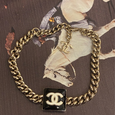 Chanel 黑色方形琺瑯頸鏈🤍貴氣