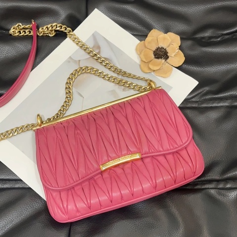 MIUMIU 中古 粉色 羊皮 褶皺  斜挎包95新