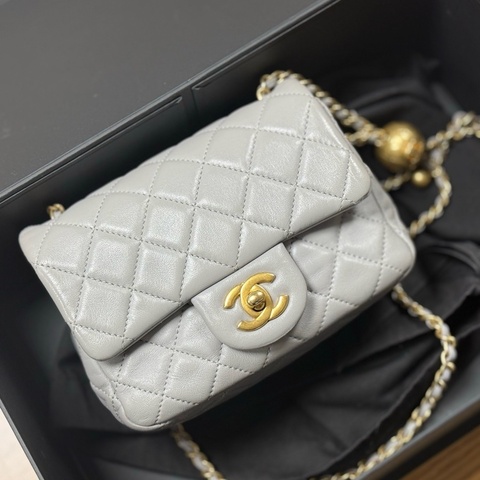 CHANEL 香奈兒 21B 金球方胖子  灰金色