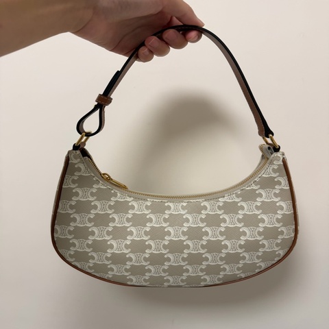 Celine Ava bag 腋下包包 腋下手袋 燕麥色