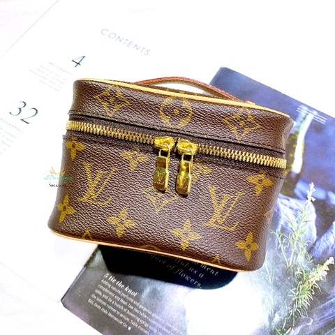 【 全新商品 】LV M44936 Nice Nano 字紋咖啡 化妝包 盥洗包