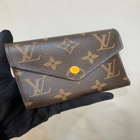 LV 經典老花短夾 內裡咖啡色
