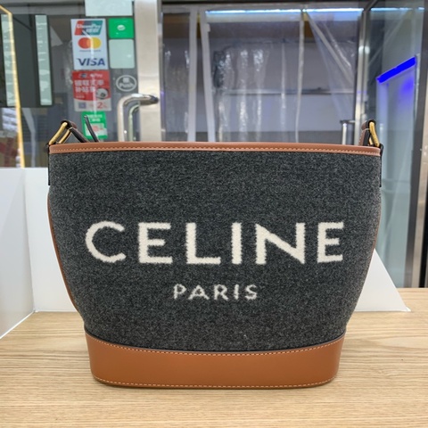 Celine bucket 毛呢