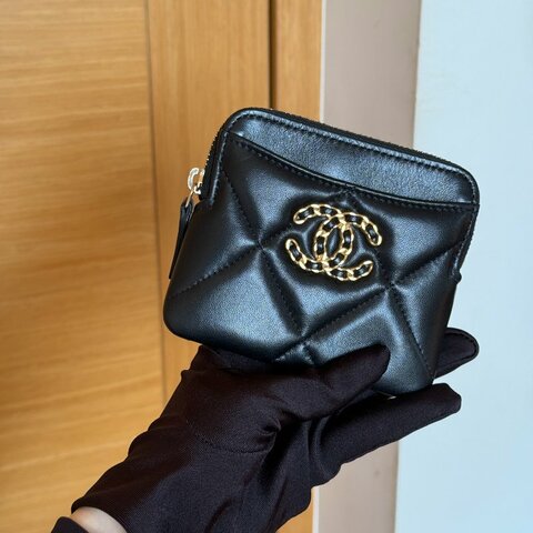 Chanel 全新 19 系列 經典 小胖零錢卡包 方形零錢包 黑金 AP2086