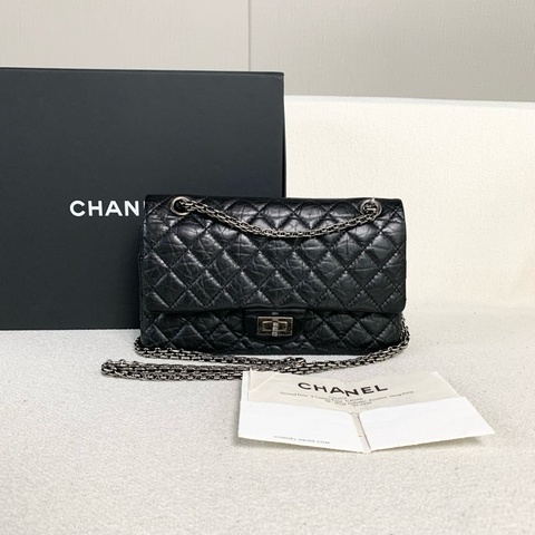 Chanel香奈兒黑銀2.55中號鏈條包 鐳射15開