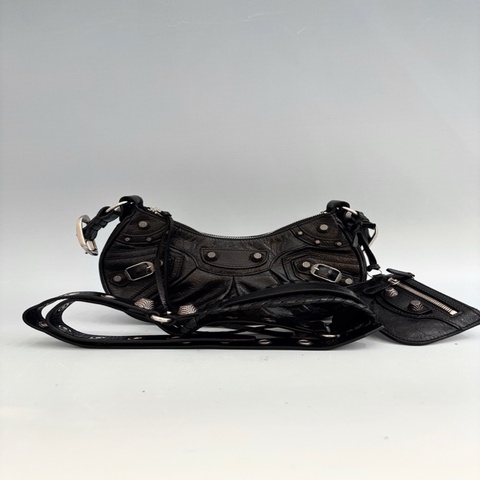 Balenciaga/巴黎世家 月牙機車包 小號 黑銀 底長22