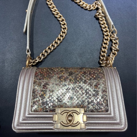 Chanel 香奈兒leboy小號 高端限量款金色拼蛇皮 23開