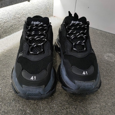 Balenciaga巴黎世家 Triple S 老版 舒適 低幫 老爹鞋 男款 黑色 41碼