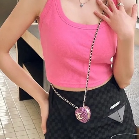 💎Chanel香奈兒｜秀款22k粉紫色愛心毛呢斜挎 小愛心包｜閒置新帶膜有盒