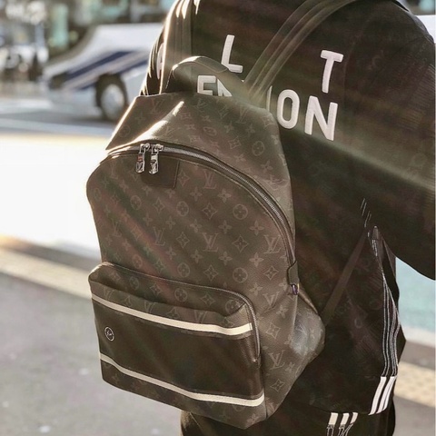 👜LV路易威登｜限量聯名特別發售款 藤原浩 閃電 黑老花 男士雙肩包｜98新