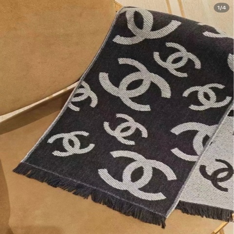 Chanel 熱門款雙面logo 深灰配色圍巾