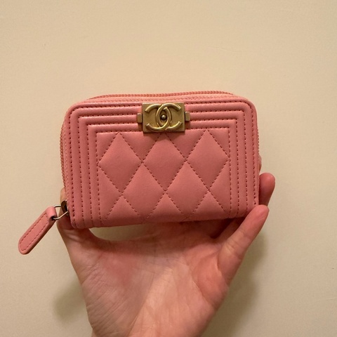 Chanel粉色卡夾