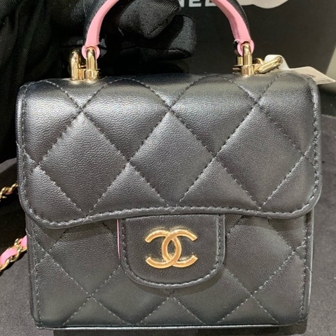 CHANEL 香奈兒23P黑拼粉手柄化妝包  芯片款  盒子塵袋