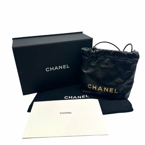 【美收精品】CHANEL 22 Mini Handbag 黑色亮面小牛皮金釦手提包 C-820【隔月月中將轉賣至日本 上架期限30天】