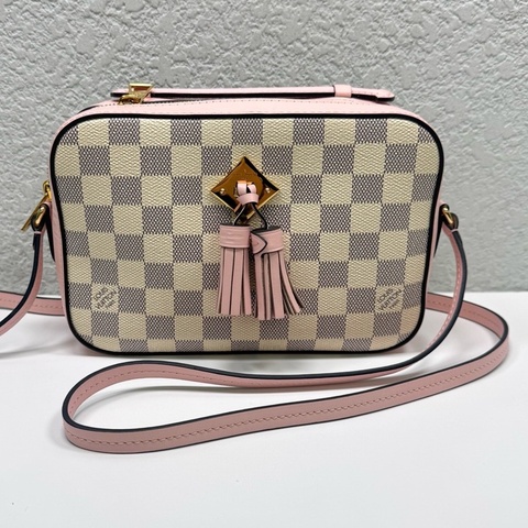 Louis Vuitton 路易威登 saintonge 棋盤格 粉色拼白色 相機包 尺寸：22*16cm 公