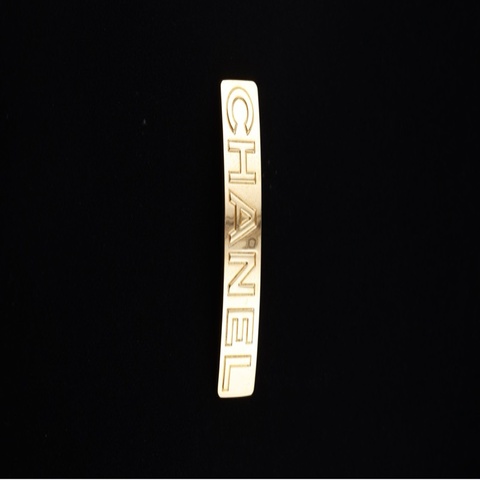 Chanel 97年素金字母刻印发夹