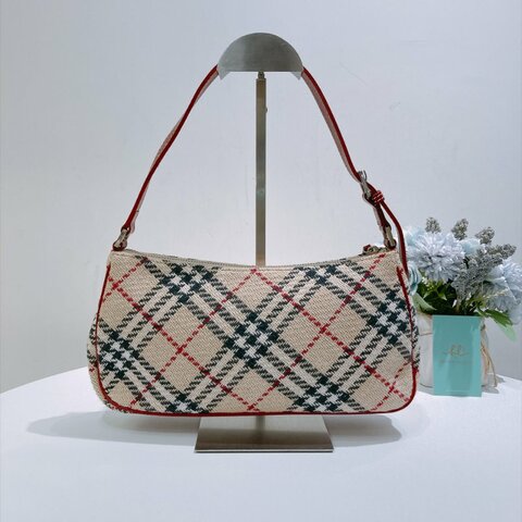 TW4944  Burberry 巴寶莉 腋下包 布拼皮款Nova Blue Label Shoulder Bag
