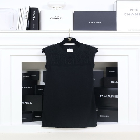 Chanel 16年夏季黑色针织无袖圆领连衣裙