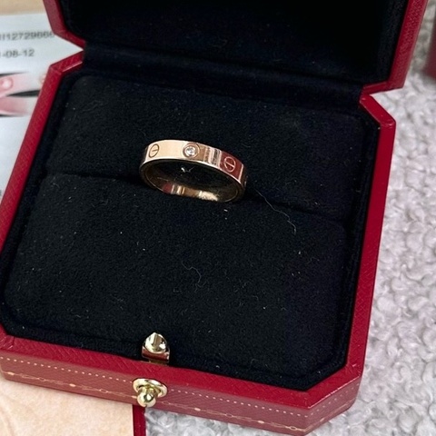 Cartier 卡地亞 Love系列  窄版單鑽玫瑰金