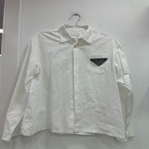 Prada普拉達水鑽Logo三角標襯衫 L碼