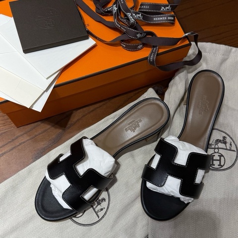 Hermès Oasis涼鞋 大全配全新 38號
