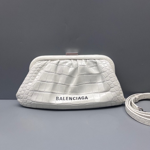 Balenciaga 巴黎世家 97新 白色鰐魚壓紋雲朵包