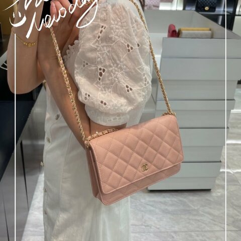 CHANEL 珠光粉woc鏈條包 19*12*4 98新配件塵袋保卡