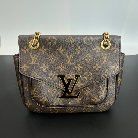 LV 路易威登 Passy 單肩斜挎郵差包 芯片款