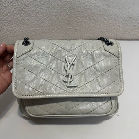 YSL/聖羅蘭  白色Niki小號鏈條包，新款D扣