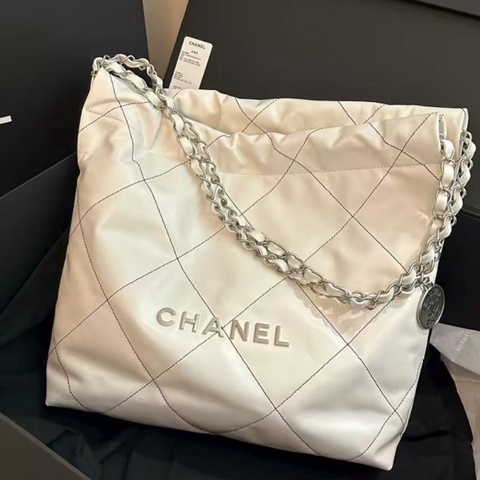 Chanel • 經典白銀22 Bag 小號 閒置全配🈶盒