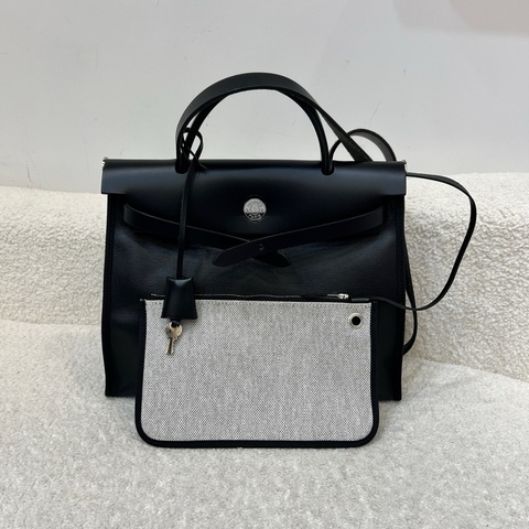 Hermes愛馬仕 herbag31手提包單肩包 黑銀防水布材質
