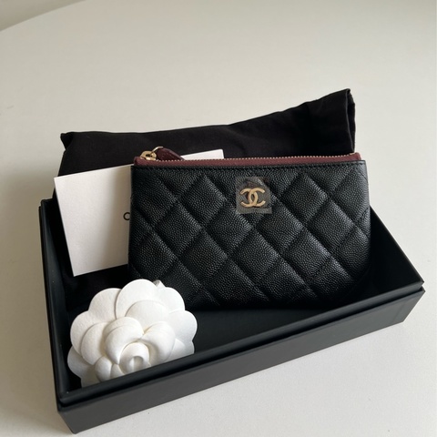 全新🙌🏻CHANEL 金色荔枝皮革一字型拉鏈零錢包(黑色)
