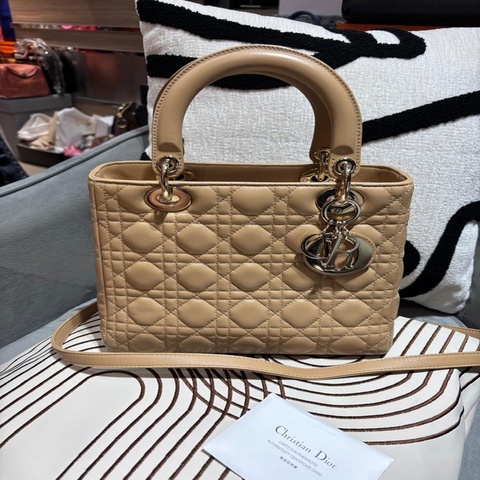 Dior lady Dior medium beige