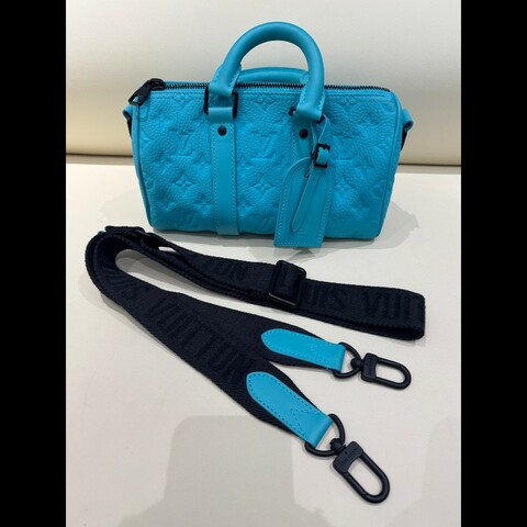 lv路易威登 限量全皮壓紋綠松石keepall25斜挎包 晶片