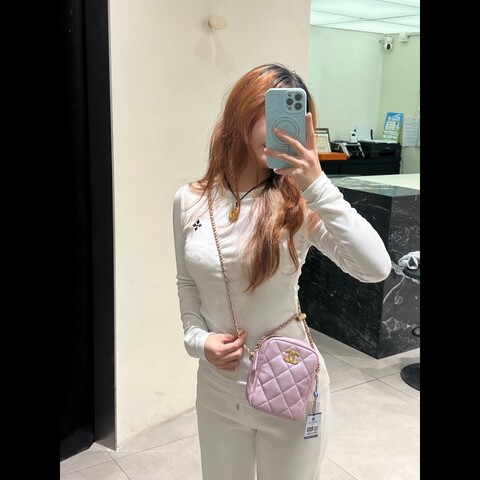 99新 香奈兒 Chanel 21K相機鏈條包 珠光粉 晶片款