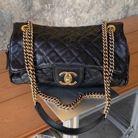 Chanel • 經典黑金荔枝牛皮Cf 30機場包