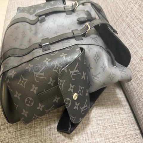 LV後背包 （漢神巨蛋購入 發票）