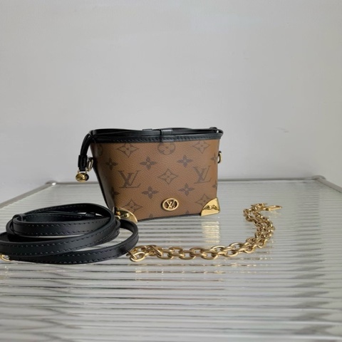 LV/路易威登 NOE Purse 焦糖色燒麥包尺寸約：12 × 12好價不過萬～