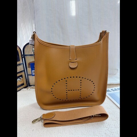 愛馬仕Hermès 伊芙琳33 斜挎包 金棕金扣