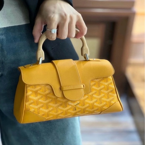 ✨Goyard｜mini saigon西貢郵差包 招財色Y字老花｜98新