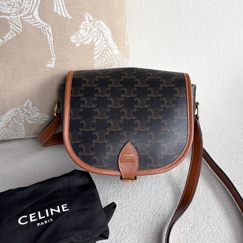 🌷甜價！Celine Folco 凱旋門 老花馬鞍包