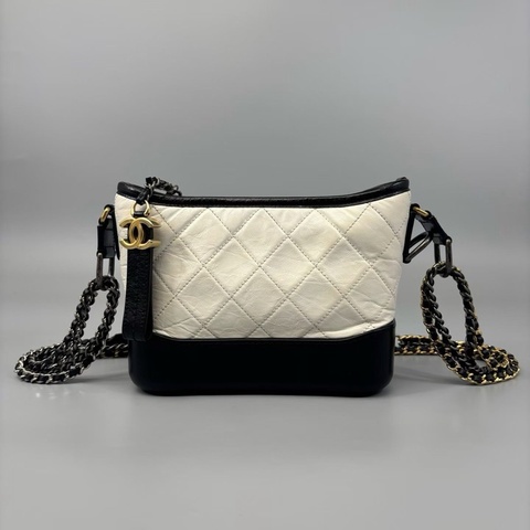 Chanel 香奈兒 菱格紋流浪小號鏈條包 25开